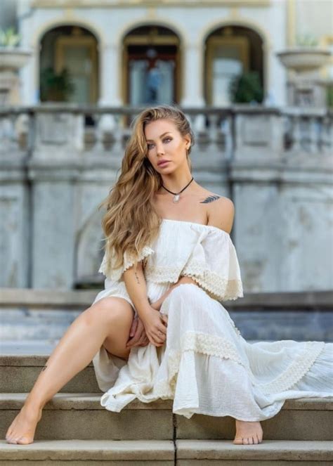 nicole aniston instagram|Nicole Aniston Wiki: Age, Body Measurements, Photos.